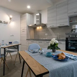 Maisonette Park Modène